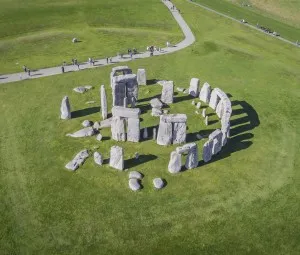 Bí ẩn bãi đá cổ Stonehenge nước Anh