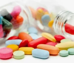 Để phát huy tác dụng chữa bệnh, thuốc có liên quan với thụ thể như thế nào?