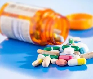 Vì sao không nên lạm dụng thuốc kháng sinh?