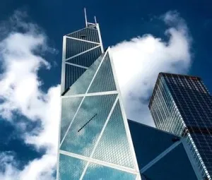 Tại sao bề mặt bên ngoài toà nhà Ngân hàng Trung Quốc ở Hồng Kông có rất nhiều hình tam giác?
