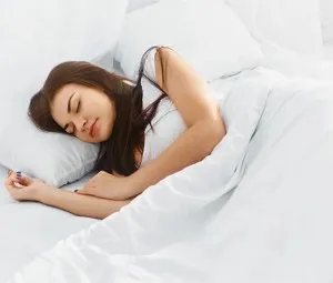 Tại sao chúng ta cảm thấy thoải mái khi nằm trên đệm mút?