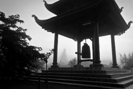 Cái chuông mạ bạc - Truyện cổ tích Nhật Bản