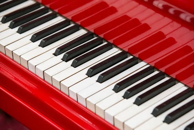 Chiếc đàn Piano màu gụ đỏ – Kho truyện cổ tích