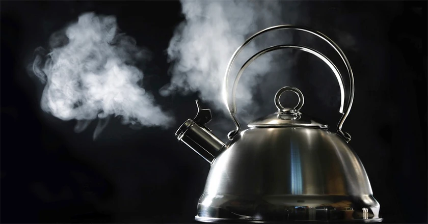 Tại sao nước được đun sôi tới 1000C, nếu tiếp tục đun nhiệt độ vẫn khô