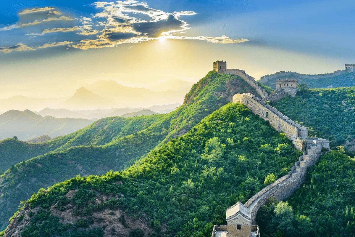 Vạn Lý Trường Thành có đúng là một vạn dặm hay không?