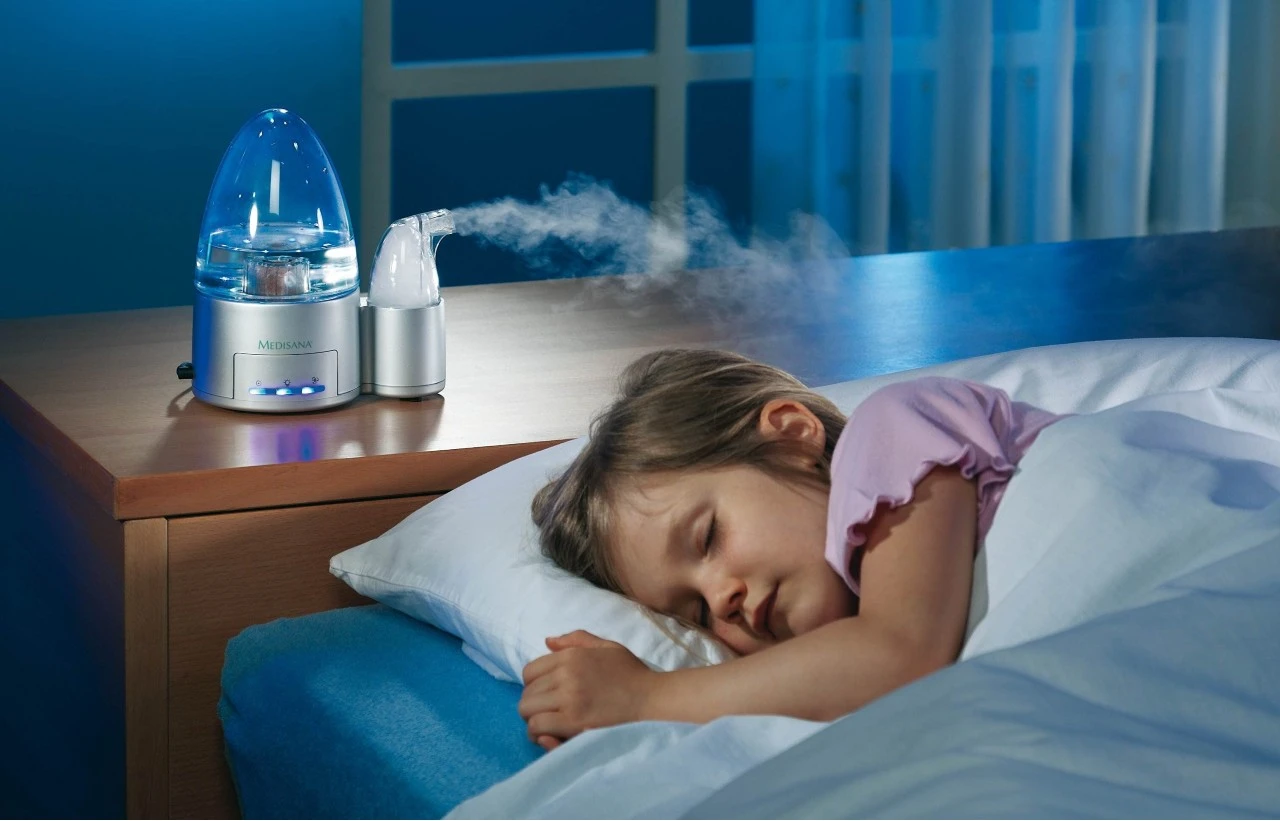 Vì sao ở trong phòng điều hoà lại sử dụng thêm thiết bị tạo ẩm cho khô